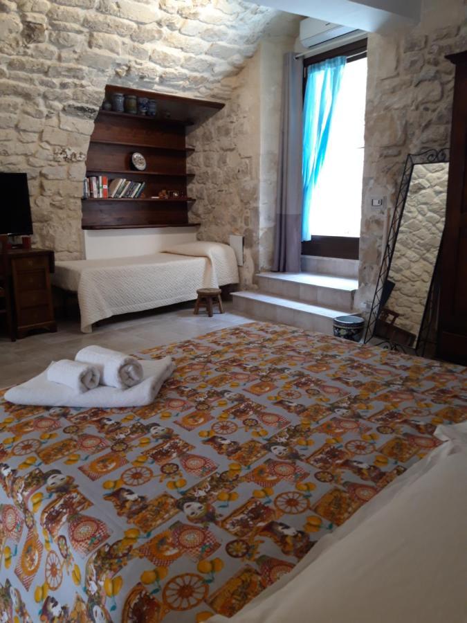 Aristogatti Hotel Ragusa Exterior photo
